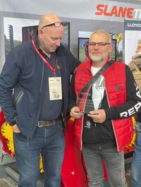 VZ service - Vladimír Zelenka - Lloyd 4 VZ service - Vladimír Zelenka - Lloyd 4